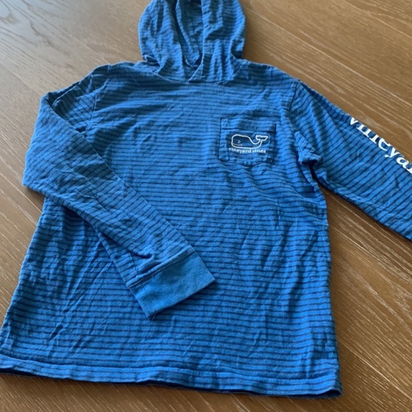 Bundle of 4 vineyard vines long sleeved shirts boys medium - Picture 4 of 7